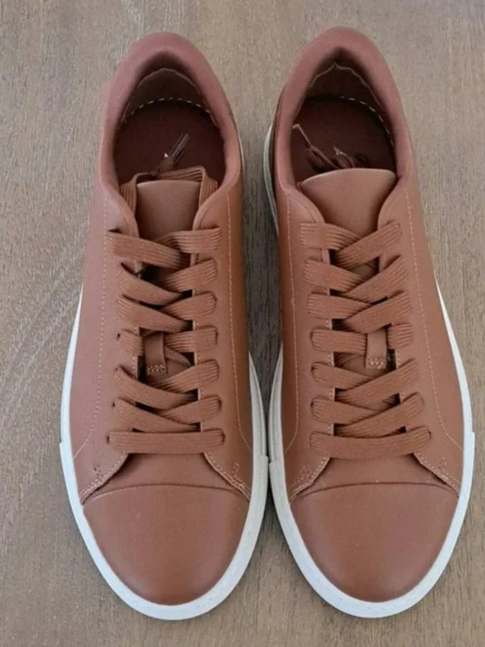 Aldo color not round